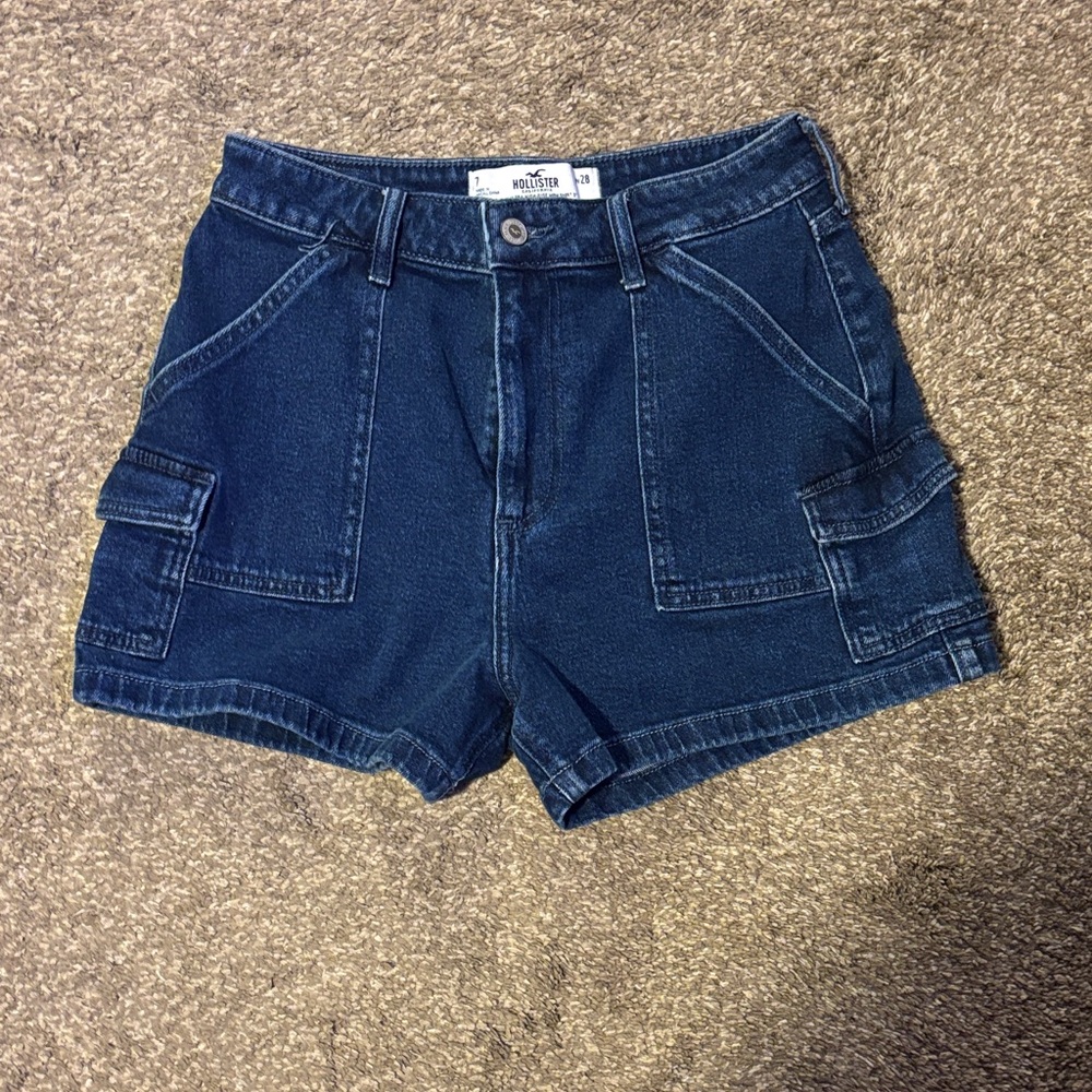 Hollister Women's Dark Blue Cargo Shorts
